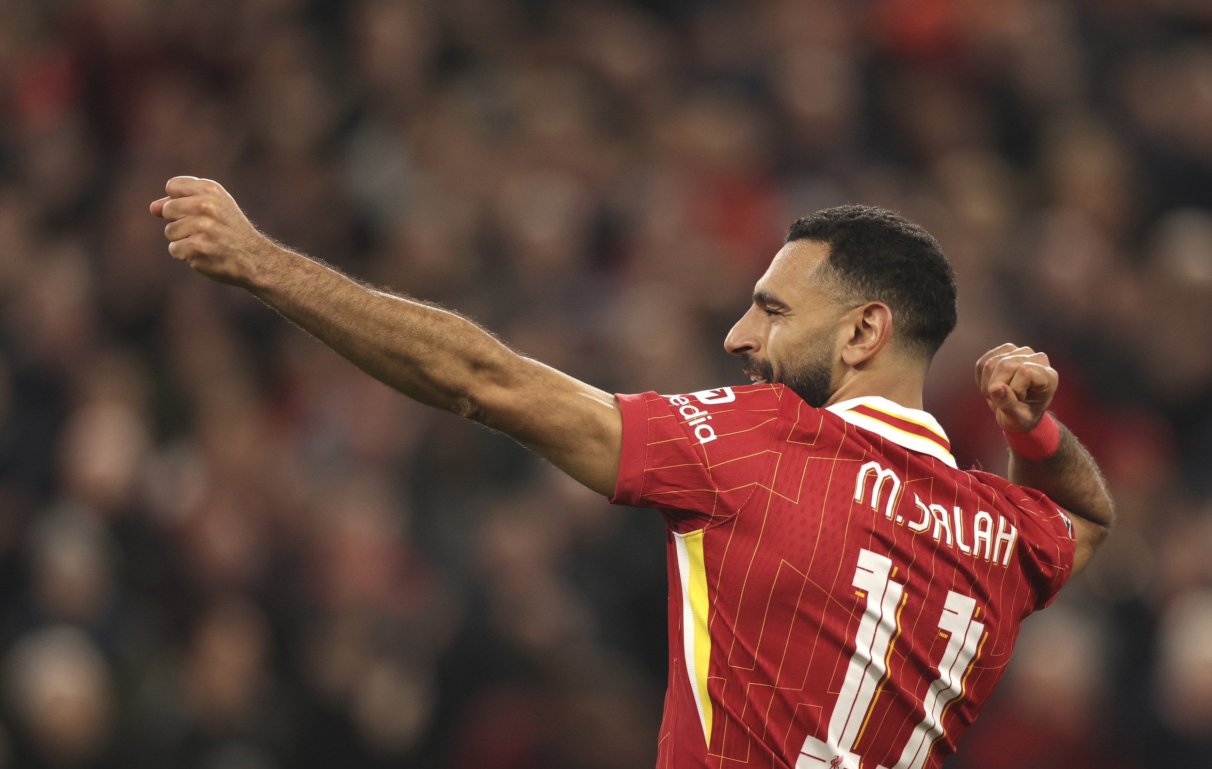 爱游戏-包含训练课后巴黎圣日耳曼止住颓势——足总杯节点到来,悬念犹存,训练强度显著提升的词条