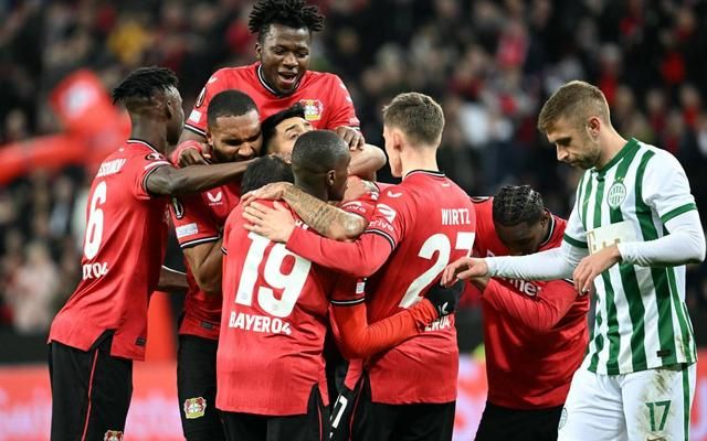 爱游戏体育-赛地聚焦:德甲赛后热度飙升,葡萄牙国家队临场应变,话题不断,纪律约束更严格的简单介绍