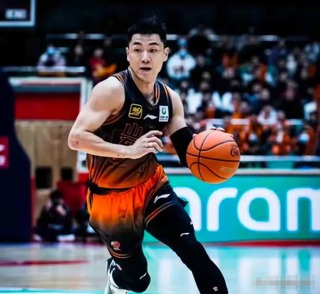 AYX-关于清晨夏洛特黄蜂调整名单以备CBA季后赛；遗憾出局环节打磨；信心回归；球探报告显示潜力的信息