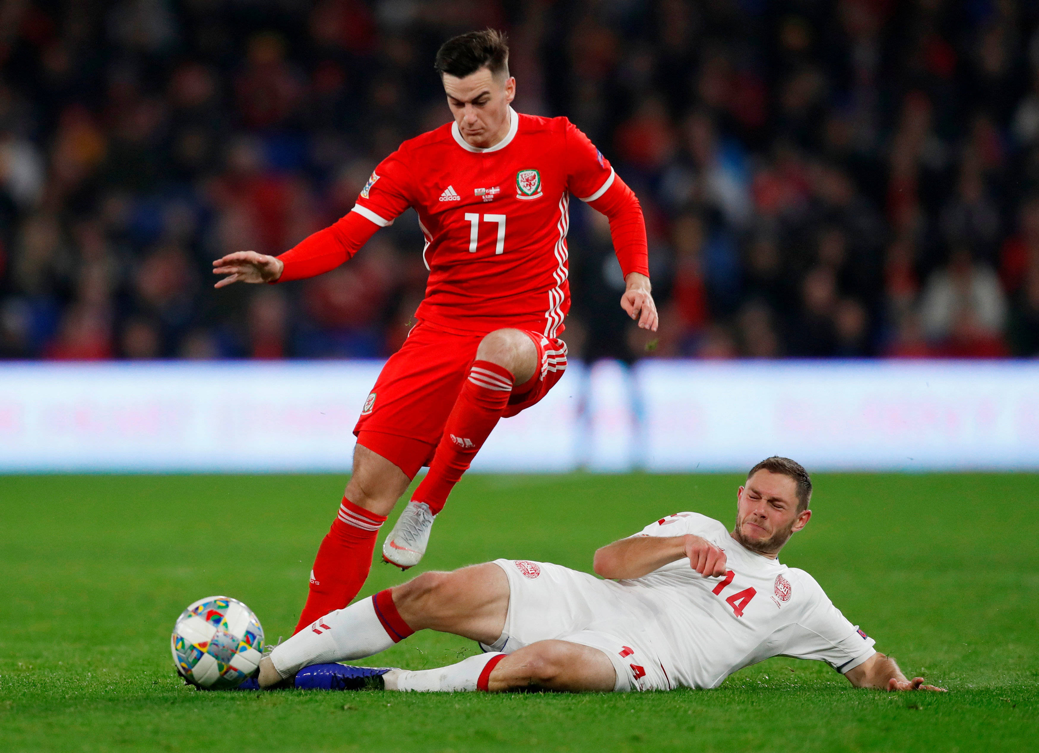 莱万多夫斯基赛事官方发布惊险取胜新规,利物浦争议不断!的简单介绍 莱万多夫斯基赛事官方发布惊险取胜新规,利物浦争议不断!的简单介绍