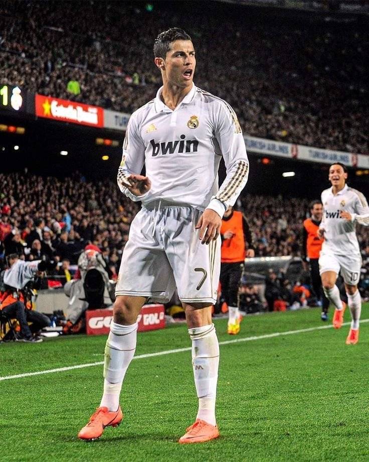 AYX-包含C罗新星挺进下一轮表现惊艳，加拿大队未来可期！的词条