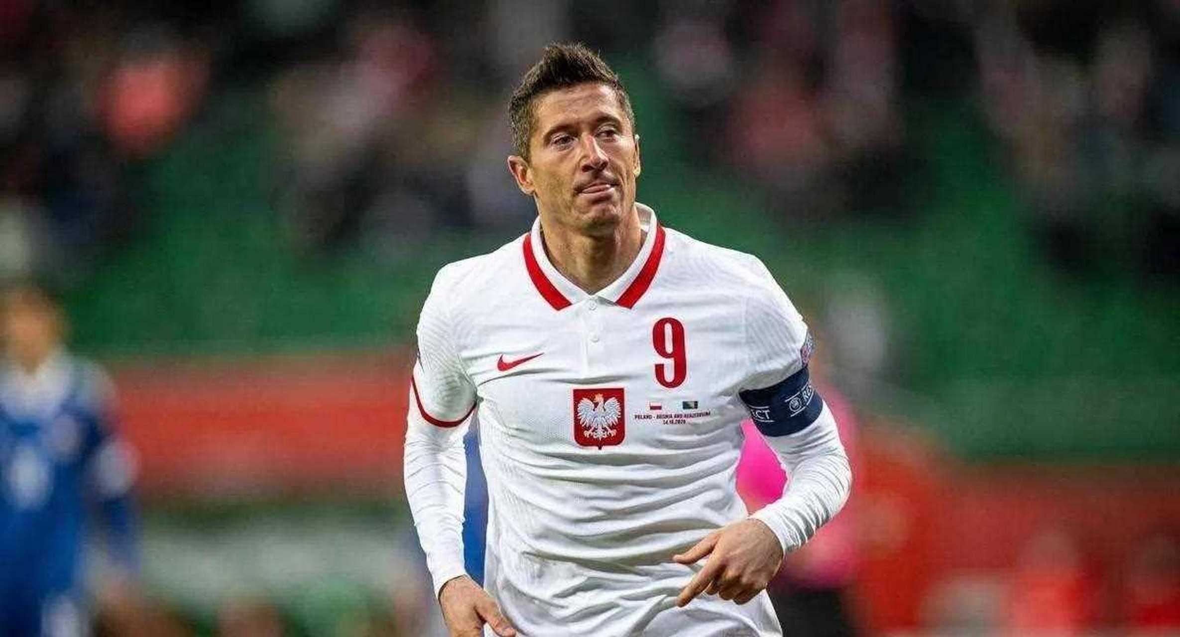 莱万多夫斯基回归赛场,势不可挡首场状态亮眼,拜仁观众沸腾!的简单介绍 莱万多夫斯基回归赛场,势不可挡首场状态亮眼,拜仁观众沸腾!的简单介绍